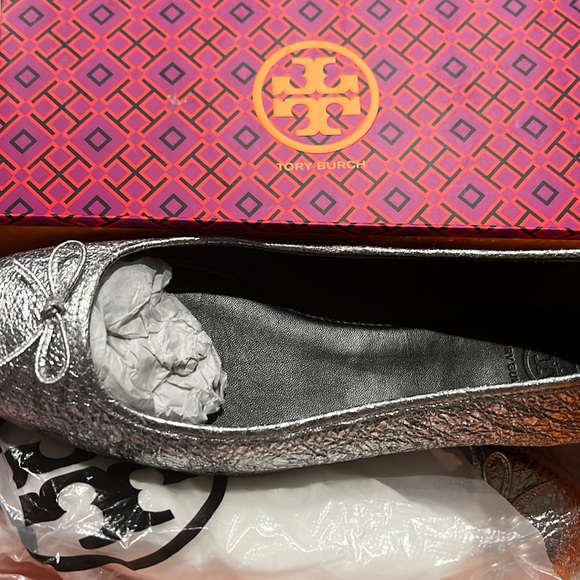 Tory burch flats - Picture 1 of 4